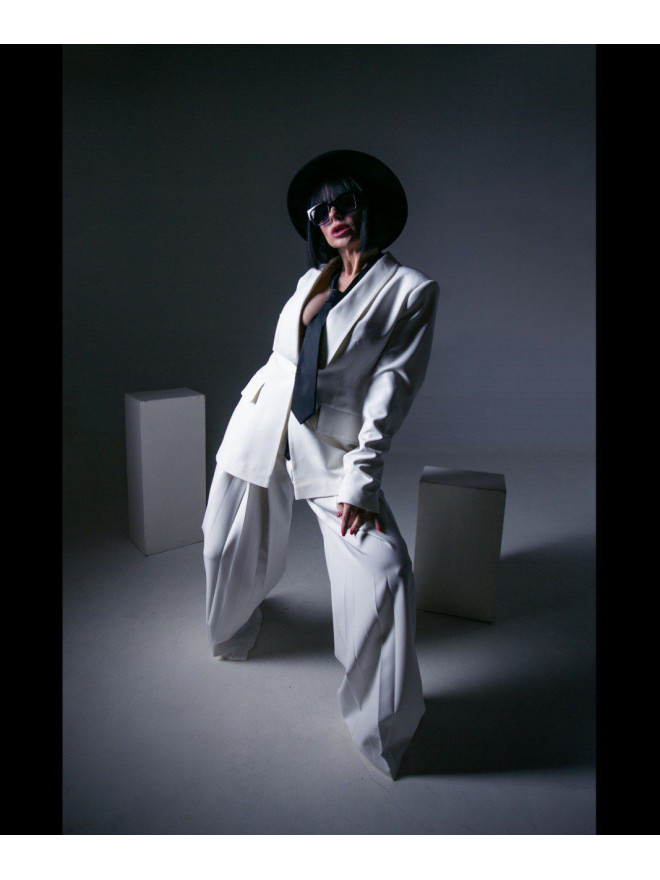 Maribella costume White